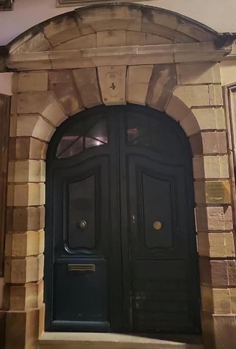 Ferienwohnung Charme Vintage Proche De La Cathedrale Le Rainbow Straßburg Exterior foto